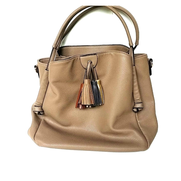 Gussaci Handbags - GUSSACI | EUC Purse